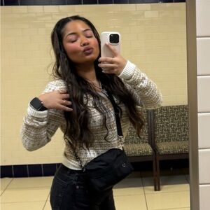 Meet your Posher, Lexi